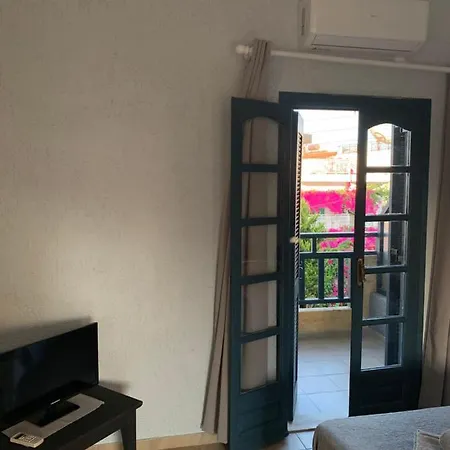 Christou Apts Orpheus 07